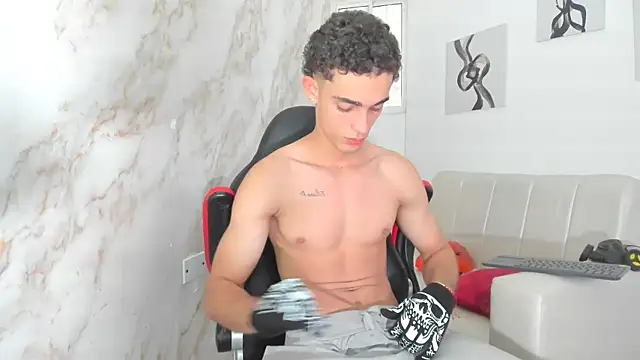 nathan shimmer online show from October 4, 2025, 8:32 pm