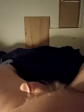 Snapshot of Tupfen chatting on November 14, 2025, 9:29 pm Tupfen online show from November 14, 2025, 9:29 pm