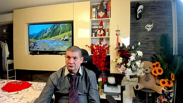 SpartacusDaddy48 online show from May 9, 2026, 8:56 pm