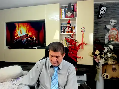 SpartacusDaddy48 online show from March 19, 2026, 8:53 pm