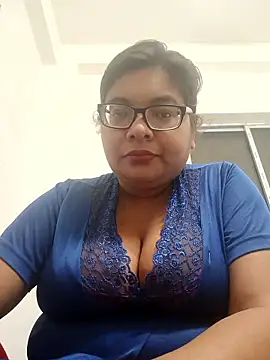 Elie couple143 online show from January 10, 2026, 6:36 pm