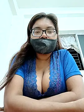 Snapshot of Elie_couple143 chatting on November 8, 2025, 6:55 pm Elie couple143 online show from November 8, 2025, 6:55 pm