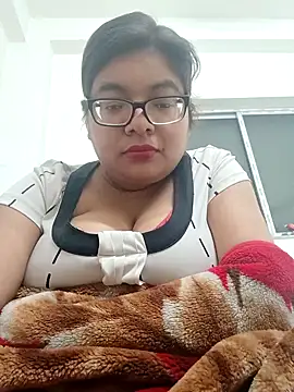 Elie couple143 online show from January 7, 2026, 6:24 pm