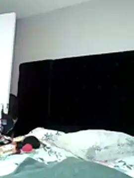 sweetnjuicyyy online show from October 29, 2025, 7:18 am