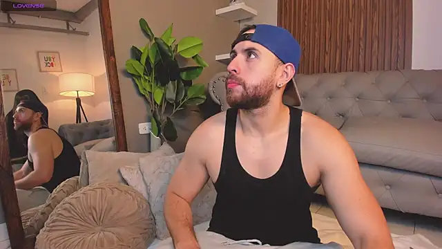 Snapshot of Maximo_Wolff chatting on March 25, 2026, 8:08 pm Maximo Wolff online show from March 25, 2026, 8:08 pm