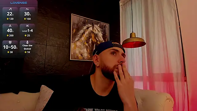 Maximo Wolff online show from November 11, 2025, 8:03 pm