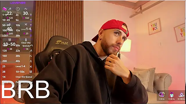 Snapshot of Maximo_Wolff chatting on April 6, 2026, 2:29 am Maximo Wolff online show from April 6, 2026, 2:29 am