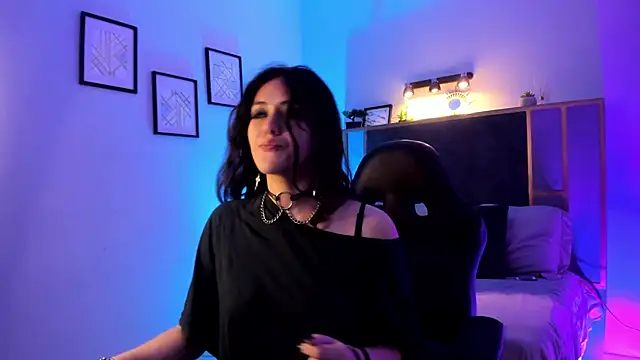 Azurra amatto2 online show from January 7, 2026, 8:58 pm