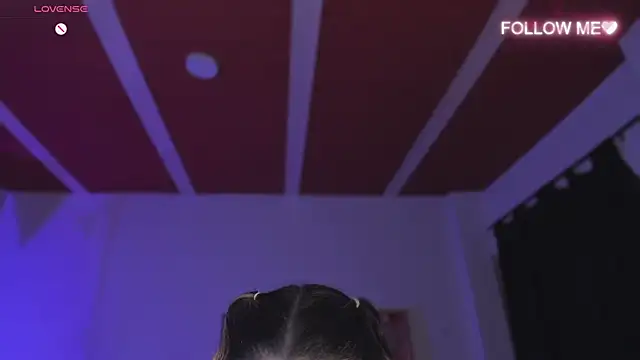 Snapshot of lunaarose chatting on November 26, 2025, 3:50 am lunaarose online show from November 26, 2025, 3:50 am