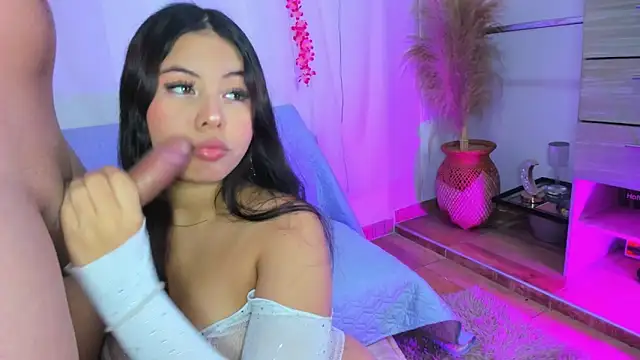 Snapshot of Star_party66 chatting on April 15, 2026, 4:18 am Star party66 online show from April 15, 2026, 4:18 am