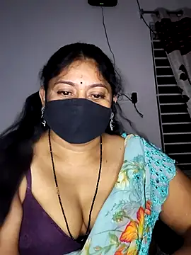 Snapshot of Telugu--Nadhini143 chatting on September 20, 2025, 3:06 pm Telugu--Nadhini143 online show from September 20, 2025, 3:06 pm