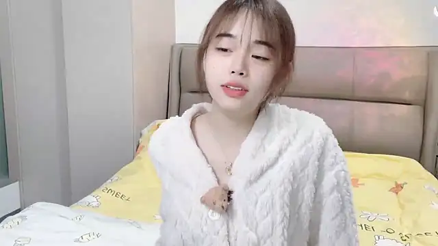 kexin a online show from February 24, 2026, 5:19 am