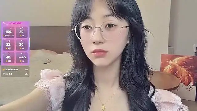 nini a online show from April 11, 2026, 11:36 am