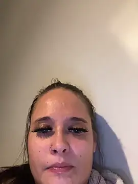 Snapshot of LollyLove_ chatting on March 17, 2026, 9:07 pm LollyLove online show from March 17, 2026, 9:07 pm