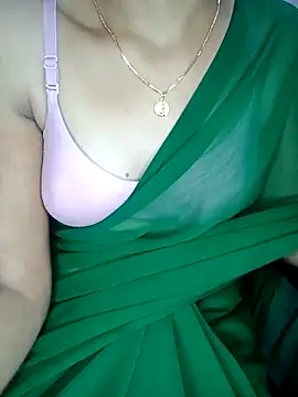 Nidhi lovely online show from September 27, 2025, 4:57 pm