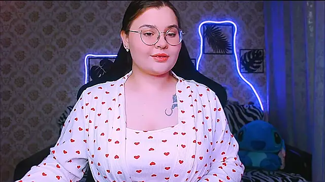 InLoveWithLife26 online show from November 27, 2025, 7:20 am