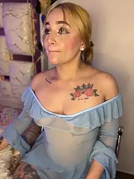 Sara Sophia420 online show from May 15, 2026, 8:45 am