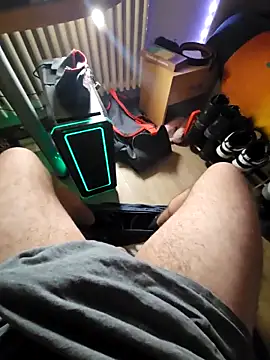 Snapshot of flirt_23 chatting on February 27, 2026, 10:31 pm flirt 23 online show from February 27, 2026, 10:31 pm