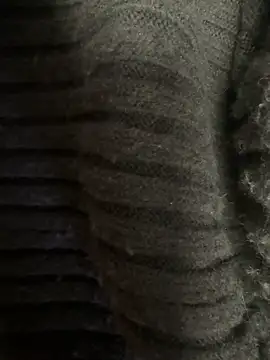 Snapshot of HiddenHoneyLDN chatting on November 6, 2025, 2:21 pm HiddenHoneyLDN online show from November 6, 2025, 2:21 pm