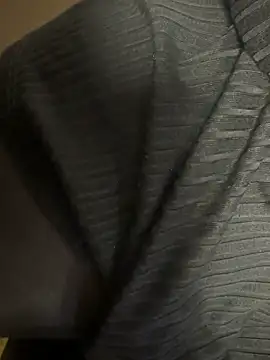 Snapshot of HiddenHoneyLDN chatting on October 31, 2025, 10:34 am HiddenHoneyLDN online show from October 31, 2025, 10:34 am