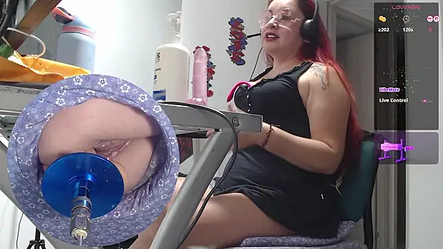 Snapshot of leidydi223 chatting on January 31, 2026, 8:18 pm leidydi223 online show from January 31, 2026, 8:18 pm