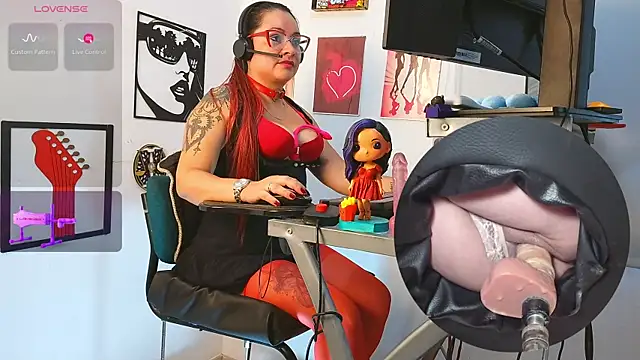 leidydi223 online show from April 13, 2026, 2:32 pm