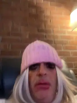 Tammyhoney1970 online show from November 15, 2025, 4:27 am