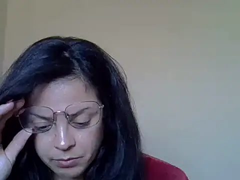 ITALIANASISIXX online show from March 3, 2025, 12:39 pm