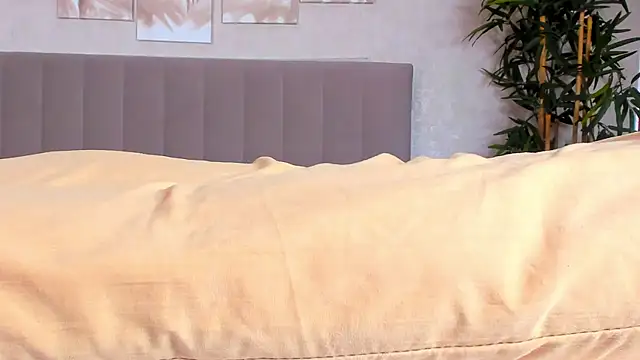 Snapshot of Camilla_Kelly chatting on May 11, 2026, 1:07 am Camilla Kelly online show from May 11, 2026, 1:07 am