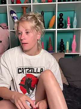 TheRealJessyLey online show from July 17, 2026, 8:17 pm