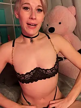 TheRealJessyLey online show from November 13, 2025, 8:02 pm