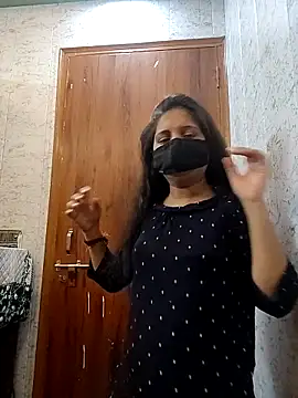 Snapshot of Ruhi_07 chatting on March 4, 2026, 7:43 pm Ruhi 07 online show from March 4, 2026, 7:43 pm