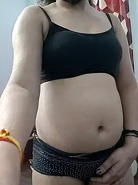 Snapshot of Ruhi_07 chatting on April 3, 2026, 4:08 am Ruhi 07 online show from April 3, 2026, 4:08 am