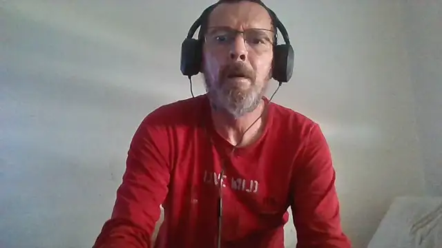 Snapshot of pakillobcn chatting on April 2, 2026, 11:17 am pakillobcn online show from April 2, 2026, 11:17 am