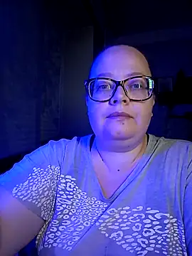 Snapshot of LillyWilly chatting on September 28, 2025, 2:35 pm LillyWilly online show from September 28, 2025, 2:35 pm