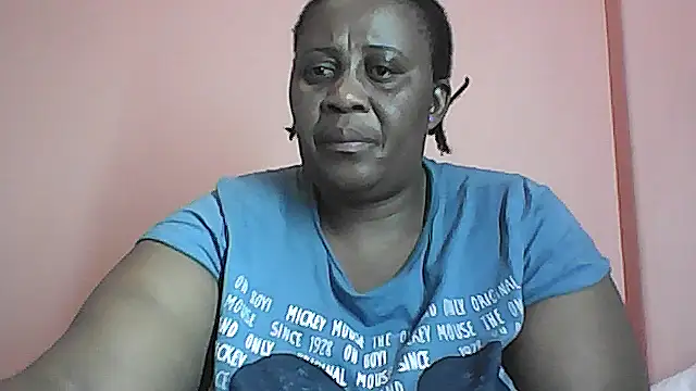 HUGEASSXXXXX online show from October 4, 2025, 7:10 am