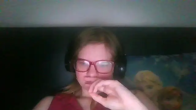 Moonolighta online show from September 26, 2025, 7:59 am