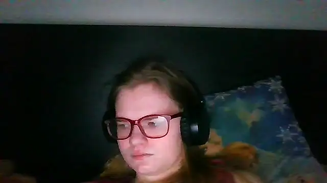 Moonolighta online show from December 19, 2025, 10:06 am