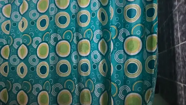 Snapshot of Rosea_Champagne chatting on September 30, 2025, 5:35 am Rosea Champagne online show from September 30, 2025, 5:35 am