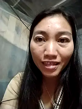 Snapshot of PhienPhien chatting on October 6, 2025, 10:38 am PhienPhien online show from October 6, 2025, 10:38 am