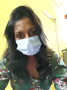 Snapshot of Honey_rosetamil chatting on November 16, 2025, 8:02 pm Honey rosetamil online show from November 16, 2025, 8:02 pm