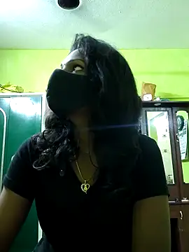 Snapshot of Honey_rosetamil chatting on October 20, 2025, 12:17 pm Honey rosetamil online show from October 20, 2025, 12:17 pm