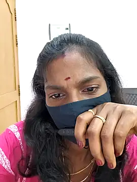 Snapshot of Honey_rosetamil chatting on December 2, 2025, 7:26 pm Honey rosetamil online show from December 2, 2025, 7:26 pm