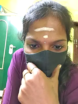 Snapshot of Honey_rosetamil chatting on November 10, 2025, 7:46 am Honey rosetamil online show from November 10, 2025, 7:46 am