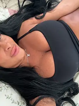 AriannaIsabellax online show from May 2, 2026, 11:48 am