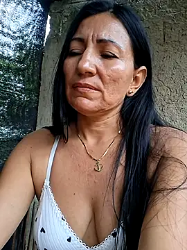 Snapshot of maturexxxnaughty chatting on April 24, 2026, 12:07 pm maturexxxnaughty online show from April 24, 2026, 12:07 pm