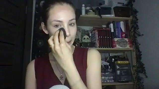 Yuna5343 online show from April 7, 2026, 7:37 pm