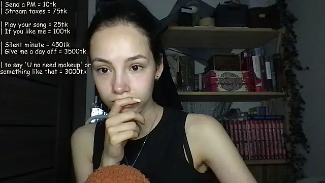 Yuna5343 online show from July 4, 2026, 7:18 pm