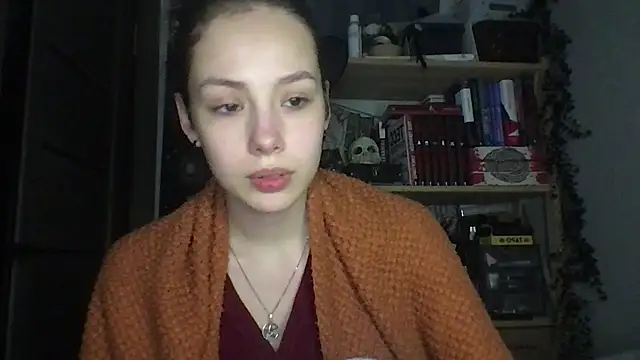 Yuna5343 online show from April 8, 2026, 7:48 pm