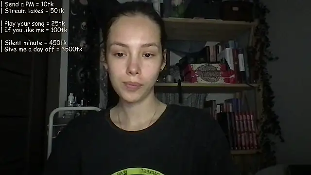 Yuna5343 online show from May 16, 2026, 7:46 pm